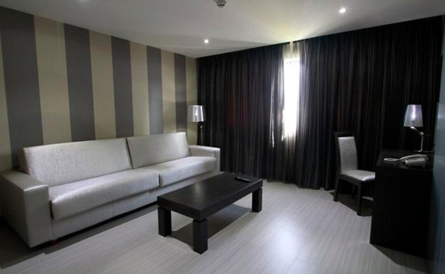 Hotel Adelma 오스나요 객실 사진