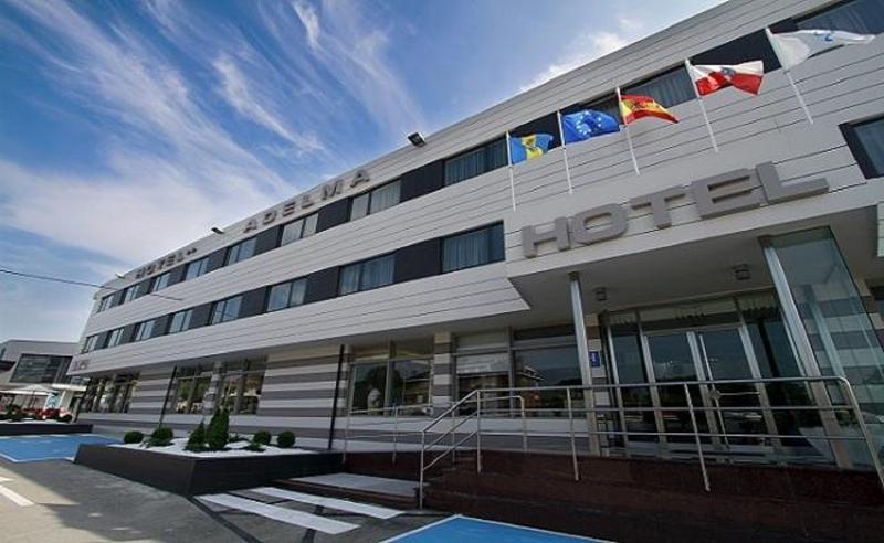 Hotel Adelma 오스나요 외부 사진